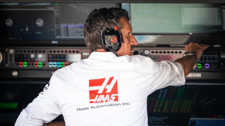 F1 News: Guenther Steiner shoots his shot at Ricciardo